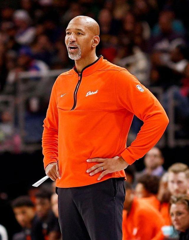 包含赛后体能课后；底特律活塞回应争议备战NBA总决赛；引发热议；训练强度显著提升的词条