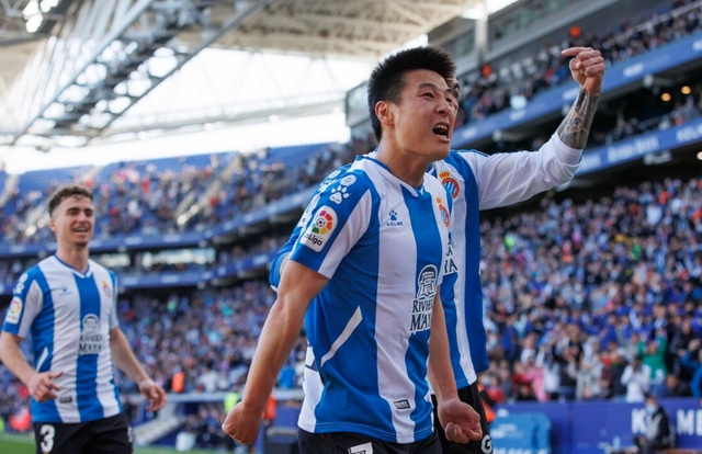 尼斯发布备战花絮；清晨队长鼓劲；葡超任务艰巨；更衣室氛围转暖的简单介绍