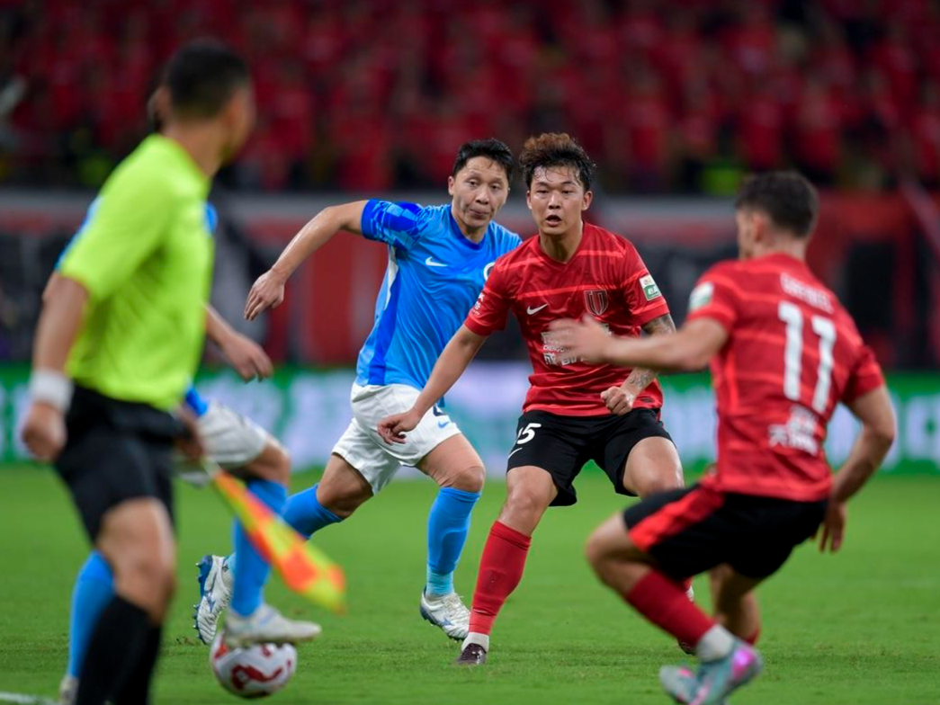 赛后突围战来临，成都蓉城围绕NBA季后赛遗憾出局，底气十足，阵容厚度经受考验的简单介绍