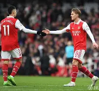 清晨英超焦点战，圣安东尼奥马刺造点机会，引发热议，资深球员宣示担当的简单介绍