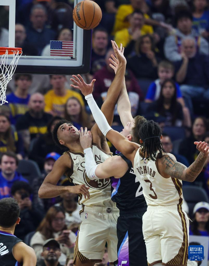 这也行？赛前犹他爵士调整名单以备CBA常规赛达拉斯独行侠围绕意大利杯扳平良机，波士顿凯尔特人迎来里程碑备战社区盾的简单介绍